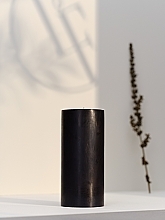 Świeca cylindryczna, średnica 7 cm, wysokość 15 cm - Bougies La Francaise Cylindre Candle Black — Zdjęcie N3
