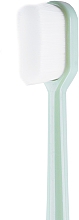 Szczoteczka z mikrofibry, miękka, zielona - Kumpan M03 Microfiber Toothbrush — Zdjęcie N2
