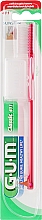 Szczoteczka do zębów Classic 411, miękka, czerwona - G.U.M Soft Regular Toothbrush — Zdjęcie N1