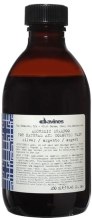 Kup Szampon do włosów jasnych, platynowych, rozjaśnianych lub siwych - Davines Alchemic Shampoo