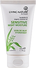 Kup PRZECENA! Krem do twarzy na noc z pączkami modrzewia i naturalną witaminą C - Living Nature Sensitive Night Moisture Cream *