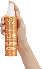 Kup Wodoodporny spray do ciała z filtrem przeciwsłonecznym SPF 30 - Vichy Capital Soleil Cell Protect Water Fluid Spray SPF30