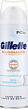 Kup Pianka do golenia z wyciągiem z aloesu Ochrona skóry - Gillette SkinGuard Sensitive Foam