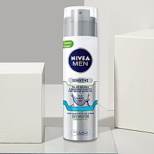 Żel do golenia 3-dniowego zarostu - NIVEA MEN Sensitive — Zdjęcie N4