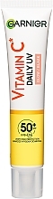 Kup Rozświetlający fluid do twarzy z witaminą C SPF 50+ - Garnier Skin Naturals