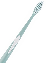 Szczoteczka do zębów, ultra miękka, zielona - Jordan Clinic Gum Protector Ultra Soft Toothbrush  — Zdjęcie N1