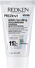 PREZENT! Odżywka do intensywnej pielęgnacji włosów zniszczonych chemicznie - Redken Acidic Bonding Concentrate Conditioner (mini) — Zdjęcie N1