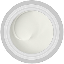 Nawilżający krem do twarzy do bardzo suchej skóry - Helia-D Classic Moisturising Cream For Extra Dru Skin — Zdjęcie N5