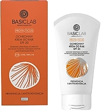 Ochronny krem do rąk SPF 30 - BasicLab Dermocosmetics Protecticus SPF 30 — Zdjęcie N1