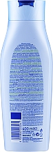 Łagodny szampon pielęgnujący z odżywką 2 w 1 Aloes - NIVEA 2in1 Express Shine Serum Aloe Vera Shampoo & Conditioner — Zdjęcie N2