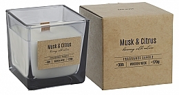 Kup Świeca zapachowa z drewnianym knotem Piżmo i cytrusy - Bispol Fragrance Candle Musk & Citrus