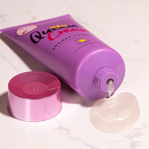 Jogurt pod prysznic - So…? Sorry Not Sorry Queen Cream Shower Yoghurt with Sweet Almond Oil — Zdjęcie N3