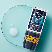 Dezodorant w kulce - NIVEA MEN Magnesium Dry Deodorant  — Zdjęcie N3