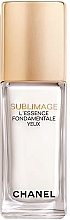 Kup Serum rozświetlające skórę wokół oczu - Chanel Sublimage L'Essence Fondamentale Yeux Redefining And Radiance-Renewing Eye Serum
