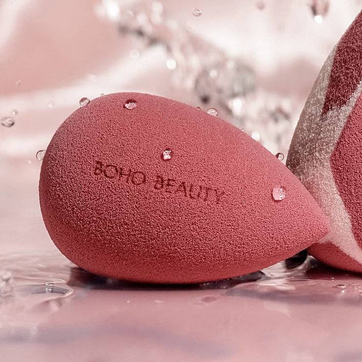 Gąbka do makijażu, jagodowa - Boho Beauty Bohoblender Berry Regular — Zdjęcie N2