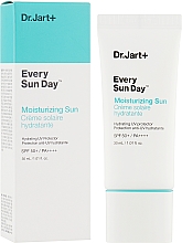 Krem przeciwsłoneczny SPF 50 - Dr. Jart+ Every Sun Day Moisturizing Sun SPF50+ — Zdjęcie N2