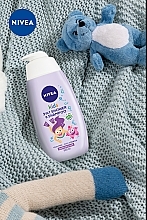 Żel pod prysznic i szampon bez łez 2 w 1 dla dzieci ułatwiający rozczesywanie włosów Lśniąca jagoda - NIVEA Kids Sparkle Berry — Zdjęcie N3