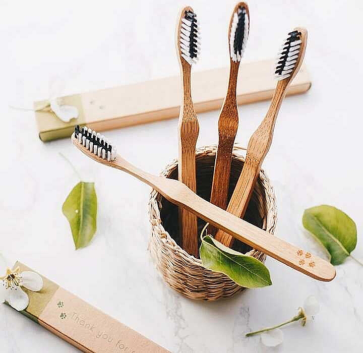 Bambusowa szczoteczka do zębów, średnia - Bambaw Bamboo Toothbrush — Zdjęcie N3