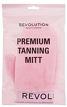 Rękawica do samoopalacza, różowa - Revolution Beauty Premium Tanning Mitt — Zdjęcie N1