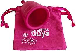 Kubeczek menstruacyjny, rozmiar M - Genial Day Menstrual Cup — Zdjęcie N3