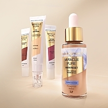 Płynny bronzer do twarzy - Max Factor Miracle Pure Golden Glow Bronzer — Zdjęcie N6