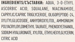 Serum z witaminą C 15% i peptydami dla rozświetlenia skóry - Biotrade Pure Skin — Zdjęcie N3