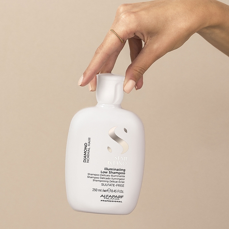 Rozświetlający szampon do włosów - AlfaParf Semi Di Lino Diamond Illuminating Low Shampoo — Zdjęcie N3