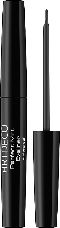 Wodoodporny eyeliner w płynie dający matowy efekt - Artdeco Perfect Mat Eyeliner Waterproof