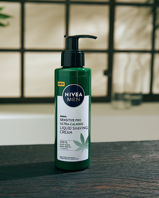 Ultra-łagodzący płynny krem do golenia - NIVEA MEN Sensitive Pro — Zdjęcie N3