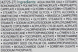 Regenerujący krem do cery tłustej i podrażnionej kuracjami przeciwtrądzikowymi - Uriage Hyséac Hydra Restructuring Skin Care — Zdjęcie N3