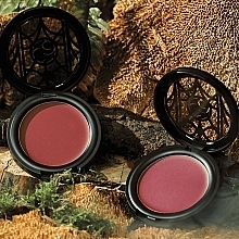 Kremowy róż do policzków - Catrice Mystic Forest Cream Blush — Zdjęcie N7