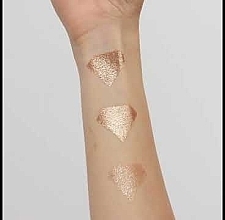 Błyszczący cień-toper do powiek - Eveline Cosmetics Choco Glamour Eyeshadow — Zdjęcie N1