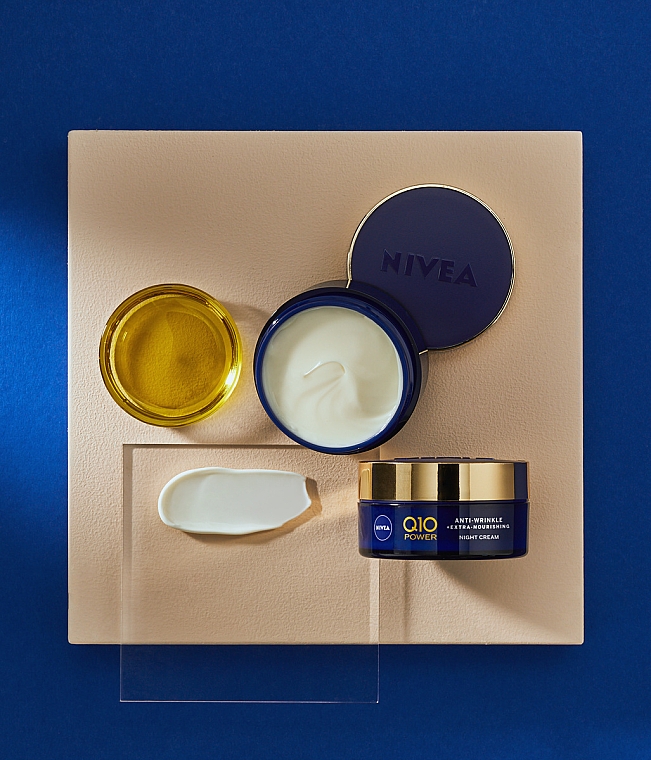 Przeciwzmarszczkowy odbudowujący krem na noc - NIVEA Visage Q10 Power Extra Night Cream — Zdjęcie N5