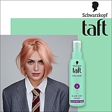 Spray do stylizacji włosów suszarką - Taft Volume — Zdjęcie N2