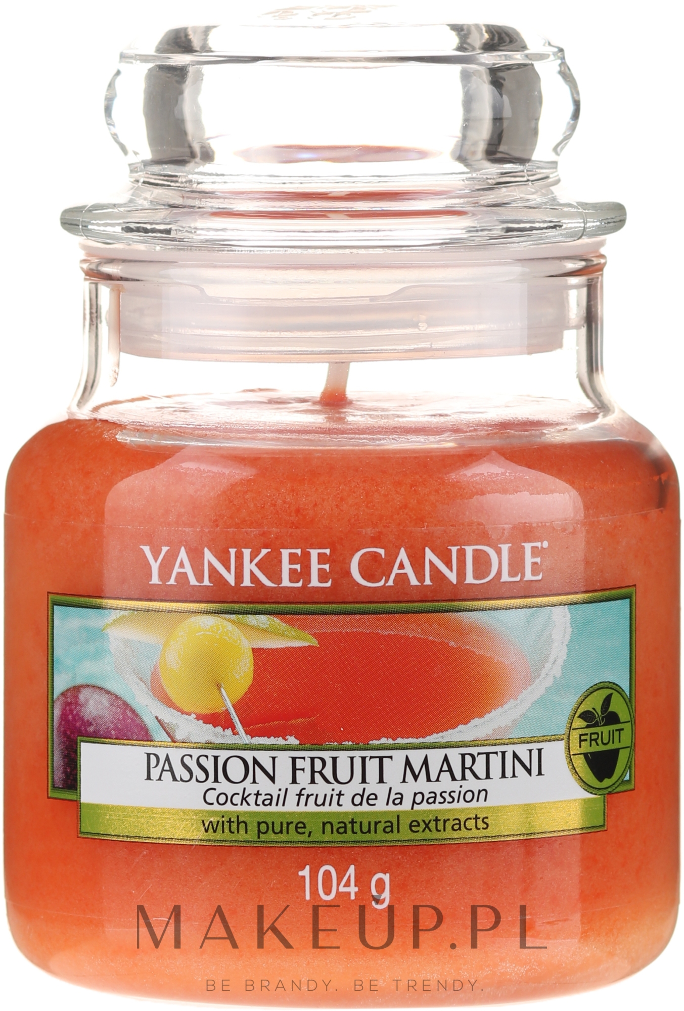 Świeca zapachowa w słoiku - Yankee Candle Passion Fruit Martini — Zdjęcie 104 g