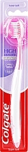 Szczoteczka do zębów, supermiękka, różowo-biała - Colgate Toothbrush Super Soft — Zdjęcie N1