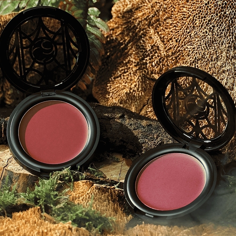 Kremowy róż do policzków - Catrice Mystic Forest Cream Blush — Zdjęcie N7