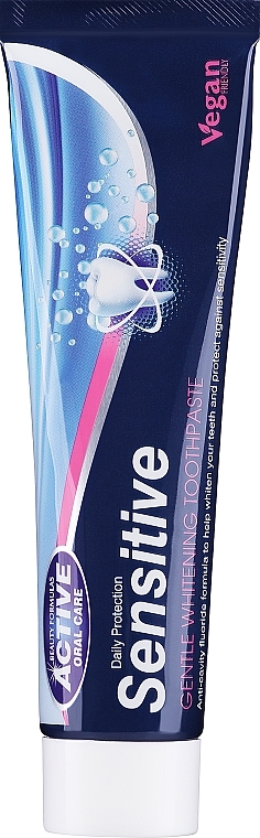 Wybielająca pasta do zębów wrażliwych - Beauty Formulas Whitening Toothpaste Sensitive — Zdjęcie N1