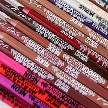 Konturówka do ust - L.A. Girl Shockwave Nude Lipliner — Zdjęcie N2