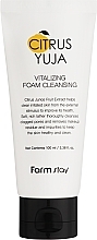 Kup Pianka do mycia twarzy - FarmStay Citrus Yuja Vitalizing Foam Cleansing