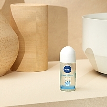 Antyperspirant w kulce - NIVEA Fresh Natural Deodorant Roll-On — Zdjęcie N3