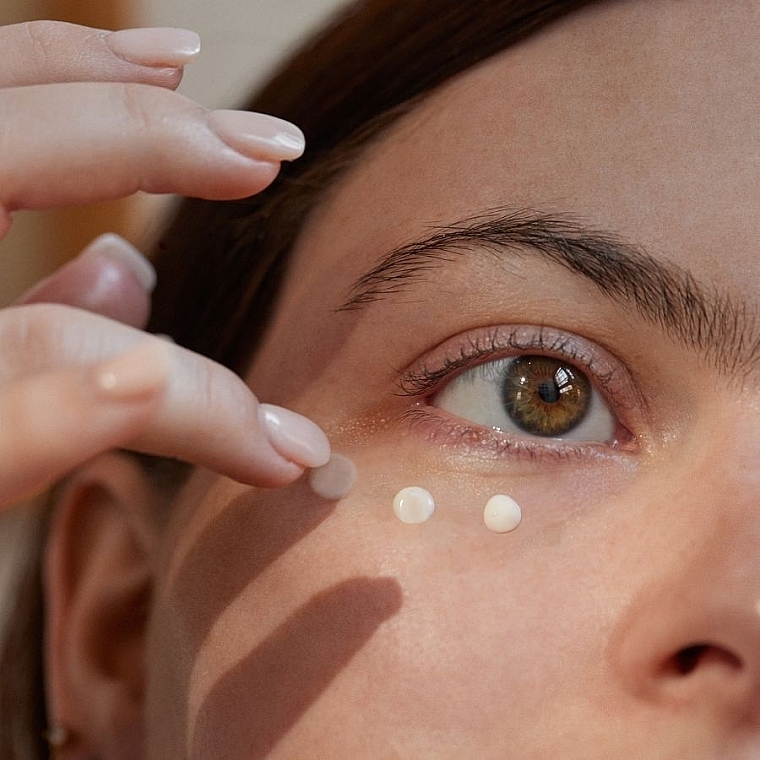 Rozjaśniający krem pod oczy - Perricone MD Vitamin C Ester CCC+ Ferulic Brightening Under-Eye Cream — Zdjęcie N4