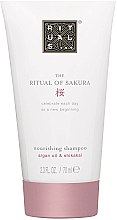 Kup Odżywczy szampon do wlosów Olej arganowy i shikakai - Rituals The Ritual of Sakura Nourishing Shampoo