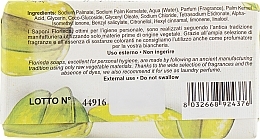 Naturalne mydło z karambolą - Florinda Sapone Vegetale Star Fruit — Zdjęcie N2