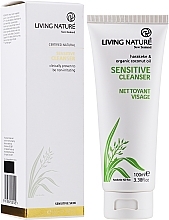 PRZECENA! Środek do oczyszczania twarzy - Living Nature Sensitive Cleanser * — Zdjęcie N2