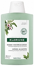 Ochronny szampon do włosów z migdałami - Klorane Softness All Hair Types Shielding Shampoo Almond — Zdjęcie N1