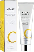 Kup Oczyszczająca pianka do twarzy - Missha Vita C Plus Clear Complexion Foaming Cleanser