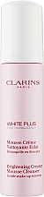 Kup Oczyszczająca pianka rozjaśniająca koloryt skóry - Clarins White Plus Makeup Brightening Creamy Mousse Cleanser