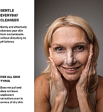 Delikatny żel do mycia twarzy - Sister’s Aroma Gentle Everyday Cleanser — Zdjęcie N4