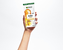 Ampułka w masce na tkaninie przeciw oznakom zmęczenia z witaminą C i ekstraktem z ananasa - Garnier Skin Naturals  — Zdjęcie N6